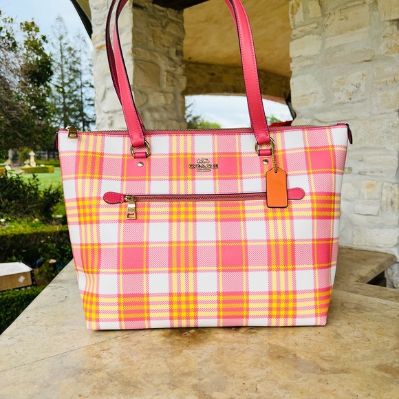 Coach NWT Plaid Gallery tote handbag&wallet - Picture 2 of 15